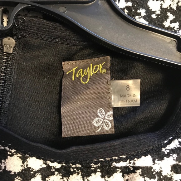 SOLD - Black/White Short Sleeve Dress - Picture 8 of 16